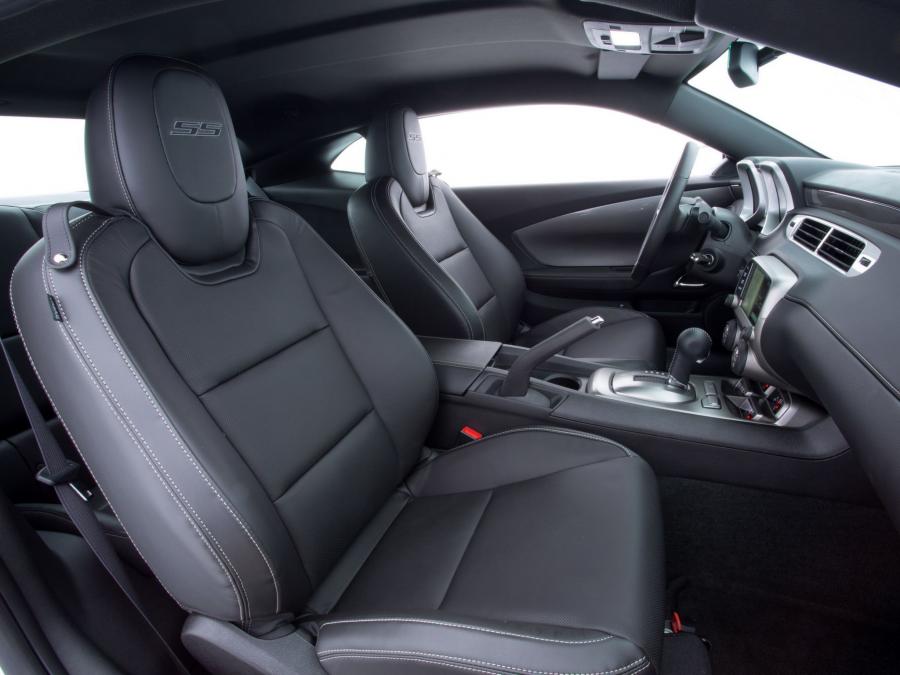  Chevrolet Camaro SS 2013 года  (фото 19 из 25)